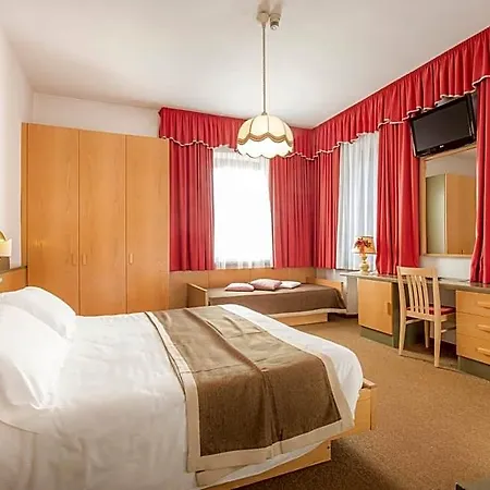 Hotel Trieste